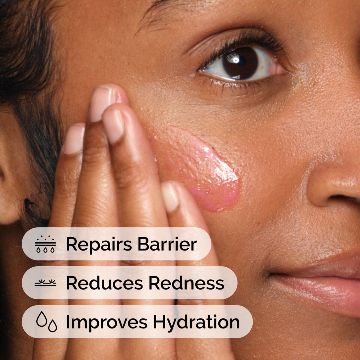 soothing-and-barrier-support-serum-x4 ord-soothing-barrier-support-serum-model-application-with-benefits.jpg